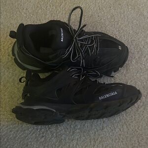 Balenciaga Men's Black and Gray Sneakers